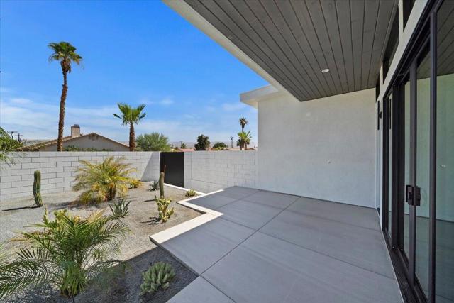 78525 Orcabessa Drive, Bermuda Dunes CA: https://media.crmls.org/mediaz/90b3e9bd-66cc-4e12-b915-6612f03743f5.jpg