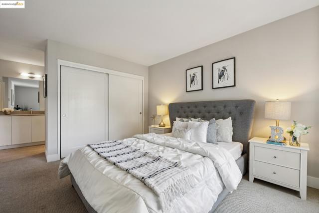 96 Bayside Ct, Richmond CA: https://media.crmls.org/mediaz/90b40655-cdcd-4011-bc61-c08ae6d9df5d.jpg