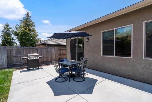 1621 Castlerock Drive, Hollister CA: https://media.crmls.org/mediaz/90b5c4fd-6d4e-4e5e-91ca-855818617b16.jpg