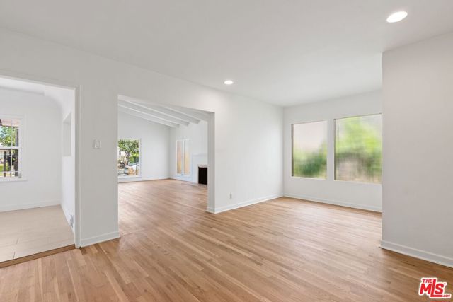220 South Le Doux Road photo 7