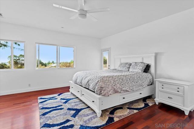 31252 North Star Way, Valley Center CA: https://media.crmls.org/mediaz/90b6043d-fbc2-45c4-a11b-a10227348471.jpg