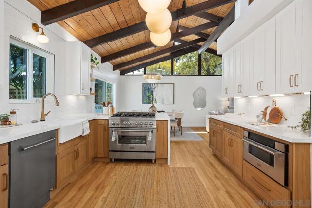 1717 Archer Street, San Diego CA: https://media.crmls.org/mediaz/90b6820d-eb73-4f07-910f-c3e8957da745.jpg