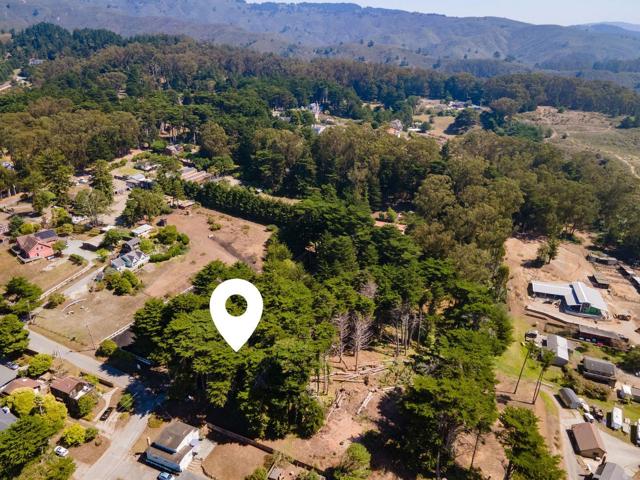 0 Ivy, Montara CA: https://media.crmls.org/mediaz/90b7b036-f03a-4f3b-be12-e0ccf4cab77b.jpg