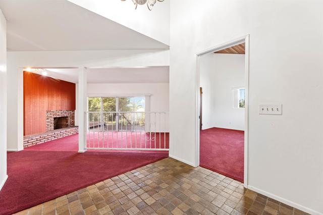 Detail Gallery Image 4 of 48 For 12408 Carinthia Dr, Whittier,  CA 90601 - 4 Beds | 3 Baths