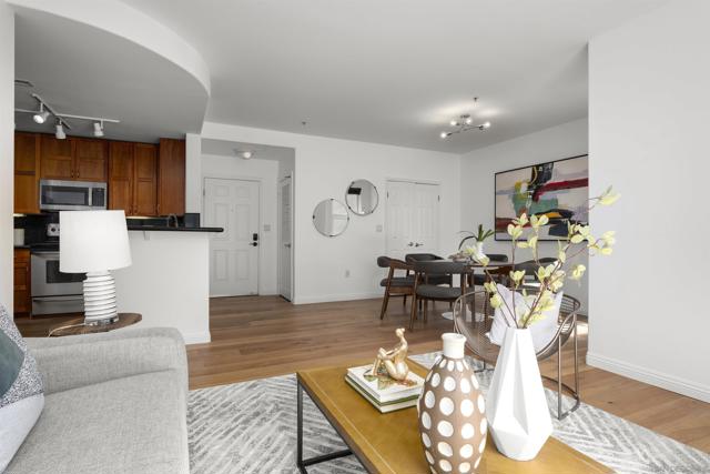 1601 India, San Diego CA: https://media.crmls.org/mediaz/90b92f9d-6781-4565-a447-8c3179d9b6f7.jpg