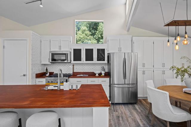 321 Valencia Road, Aptos CA: https://media.crmls.org/mediaz/90b93757-c87e-4734-960c-f4d32b05c417.jpg