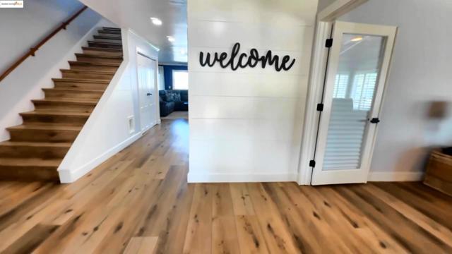 4911 Cabrillo Pt, Discovery Bay CA: https://media.crmls.org/mediaz/90ba7d80-c3a0-4c06-b016-dcfaceff9940.jpg