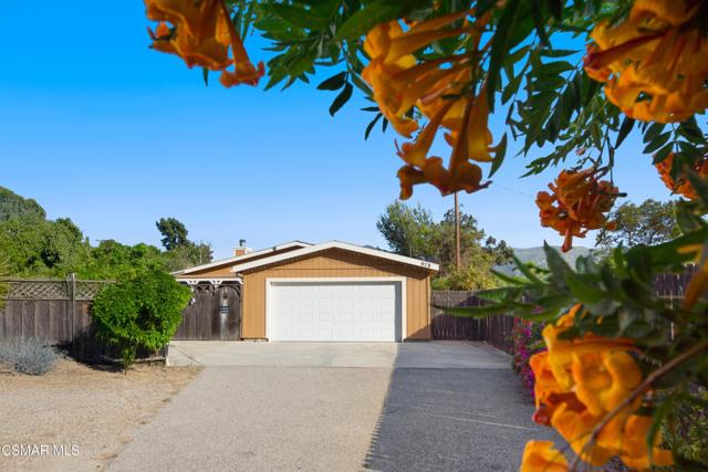 978 Main Street, Piru CA: https://media.crmls.org/mediaz/90bb0070-d814-4f08-80b2-c0a4d1301643.jpg