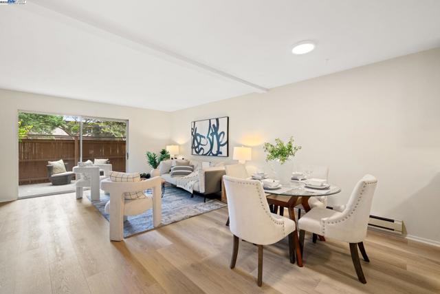 1327 Webster St, Alameda CA: https://media.crmls.org/mediaz/90bc5319-3466-46e5-9e9a-92a7e87fbeeb.jpg