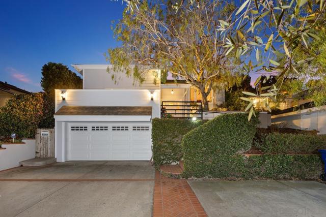 4027 Narragansett Ave, San Diego CA: https://media.crmls.org/mediaz/90bcc440-9659-4d67-86b1-5351e805242a.jpg