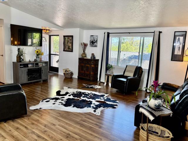 Image 1 of 27 For 18717 Mill Villa Rd #152
