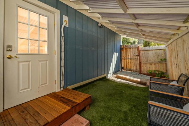112 Alto Sol Court, Scotts Valley CA: https://media.crmls.org/mediaz/90bd6e54-79ee-481f-b965-7ced767f9e50.jpg