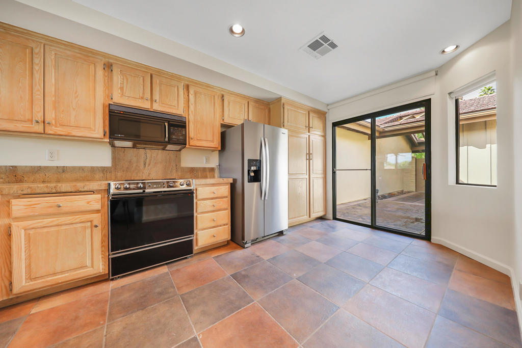 MLS #219139181DA image #8