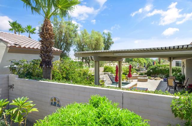 81662 Corte Valdemoro, Indio CA: https://media.crmls.org/mediaz/90be6167-8b69-470c-8585-4b0beb507f74.jpg