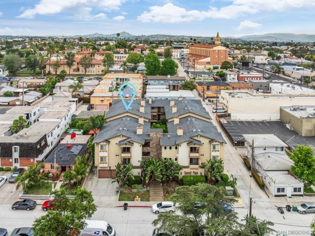 4521 55th St, San Diego CA: https://media.crmls.org/mediaz/90be8f30-9cdd-45f5-86e7-0edfd181e3a1.jpg