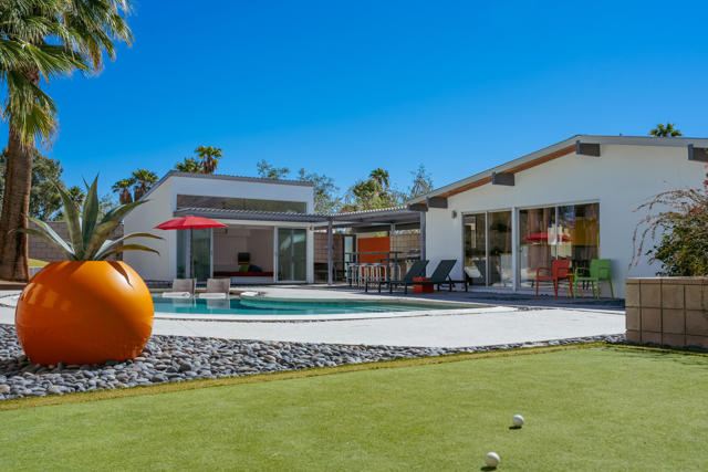 438 E Racquet Club Road, Palm Springs, CA 92262