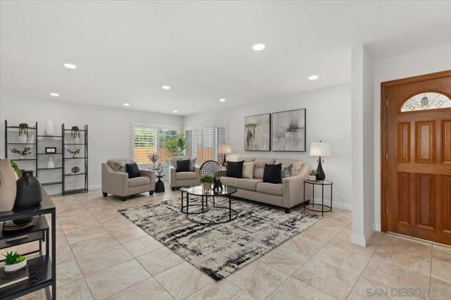 5865 Snowbond Ct, San Diego CA: https://media.crmls.org/mediaz/90bf4193-2061-4ba5-b022-1de5d82e8d00.jpg