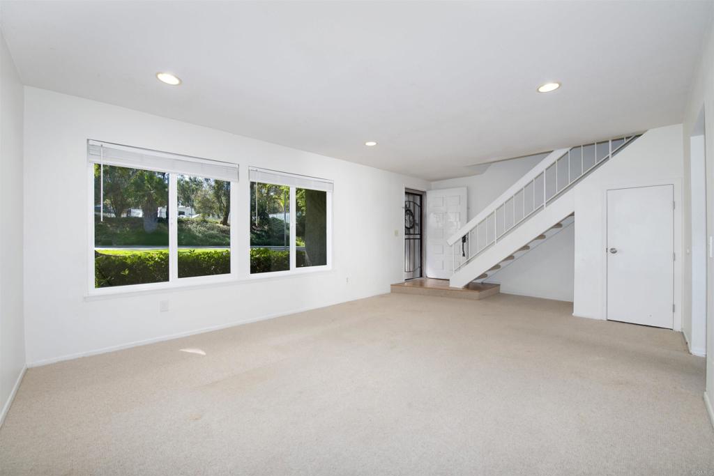 2925 Via Libertad - photo 5