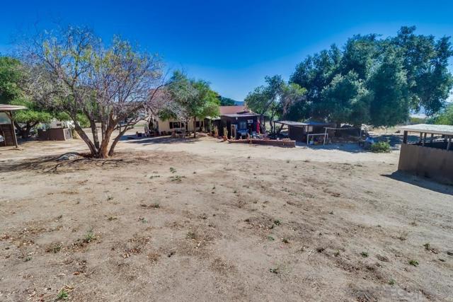 2044 Boulder Oaks Rd, Potrero CA: https://media.crmls.org/mediaz/90bfb52e-493b-4be9-aa45-3f86bb93c32e.jpg