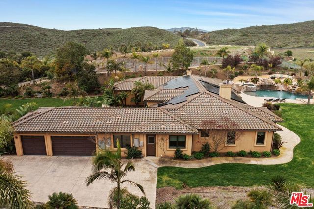 5105 Via El Cerro, Newbury Park CA: https://media.crmls.org/mediaz/90c03ab6-08f2-47f0-b96d-b722ff0bfd5f.jpg