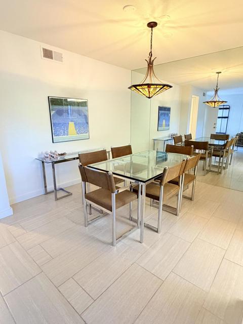 2001 Camino Parocela E #O-107, Palm Springs, CA 92264