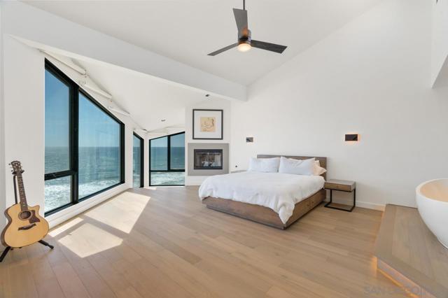 Image 6 of 16 For 135 Sierra Avenue  32