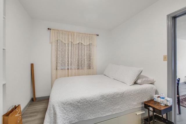 419 Harvey Way, Pacifica CA: https://media.crmls.org/mediaz/90c22e64-1103-43b5-b577-26e47e097470.jpg