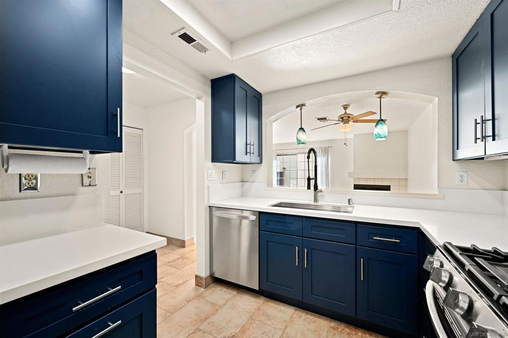 MLS #250042122SD image #7