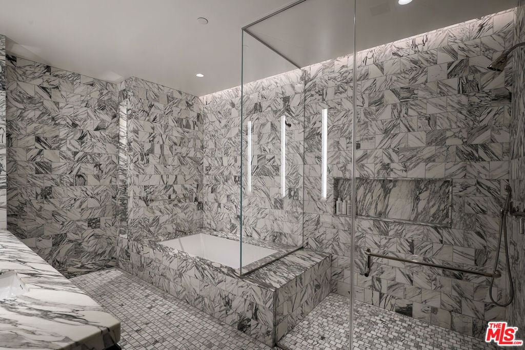 MLS #26859961 image #17