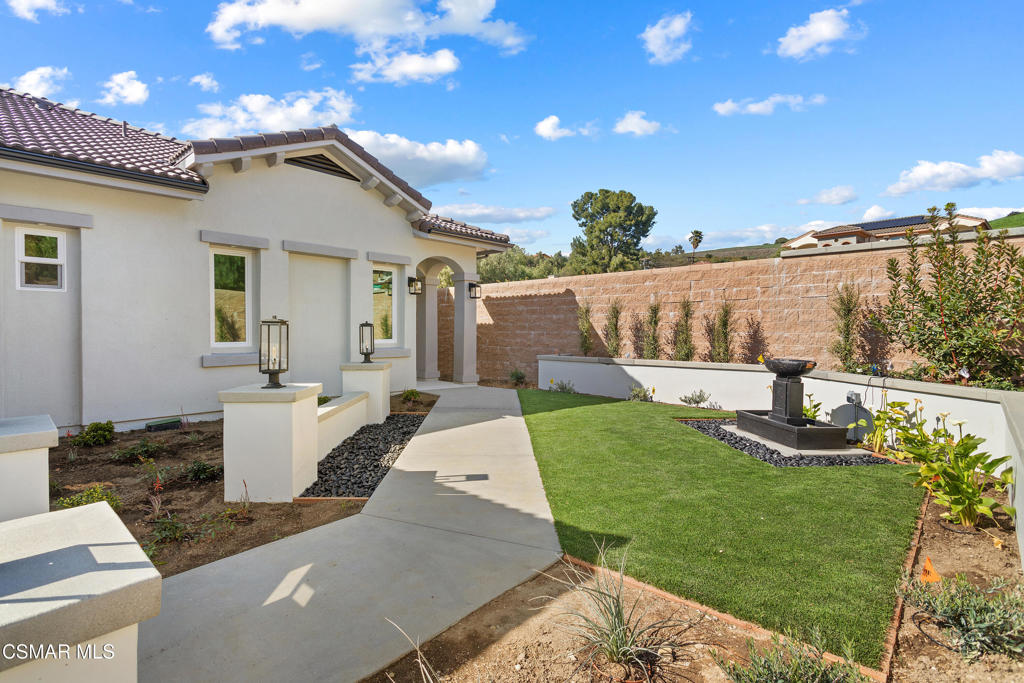361 Toyon Court