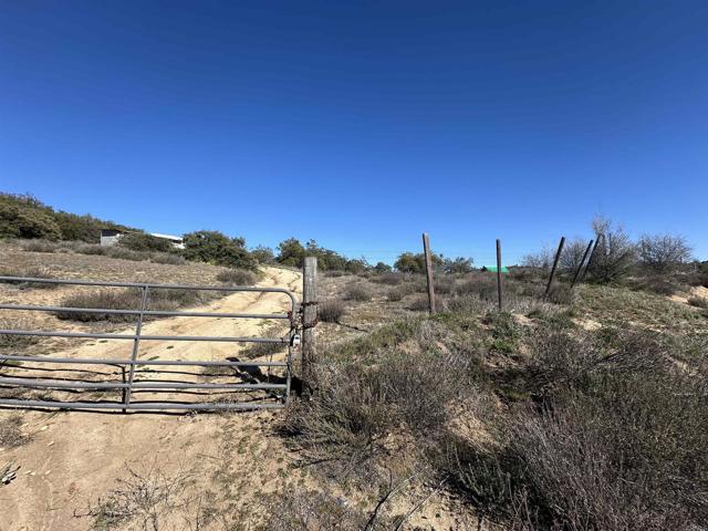 Detail Gallery Image 3 of 8 For 40368 Elm Brush Trl, Anza,  CA 92539 - – Beds | – Baths