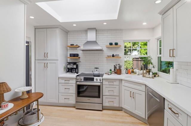 1931 James Avenue, Redwood City CA: https://media.crmls.org/mediaz/90c6d167-5ea2-4d8a-ad3c-8f8f97ce1d6b.jpg