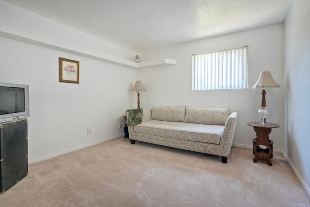 Home for Sale in Valley Center
