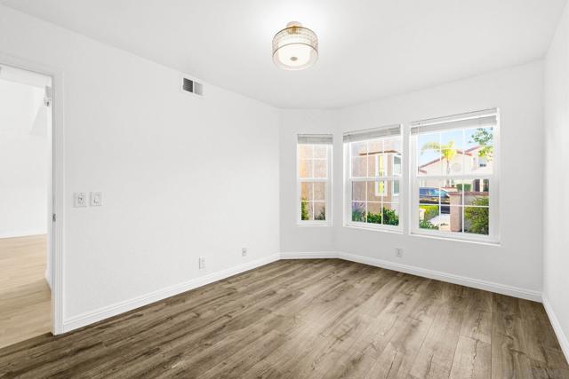 15905 Avenida Villaha, San Diego CA: https://media.crmls.org/mediaz/90c733f1-fb96-4645-973f-91ca5dac0358.jpg