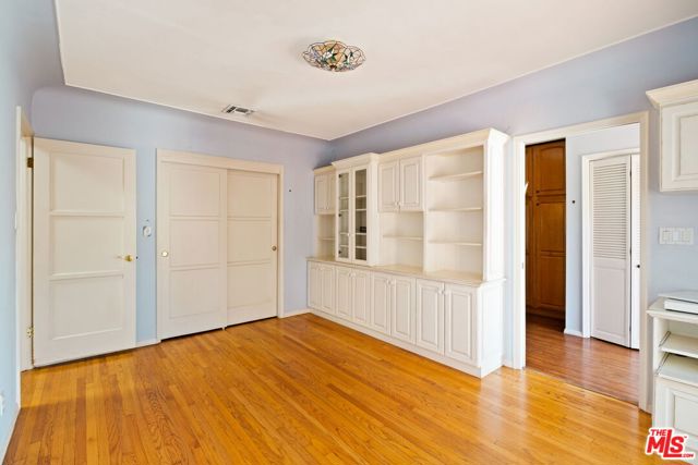 1541 Cardiff Avenue, Los Angeles CA: https://media.crmls.org/mediaz/90c7349d-053a-429a-ade5-ac02326df1bd.jpg