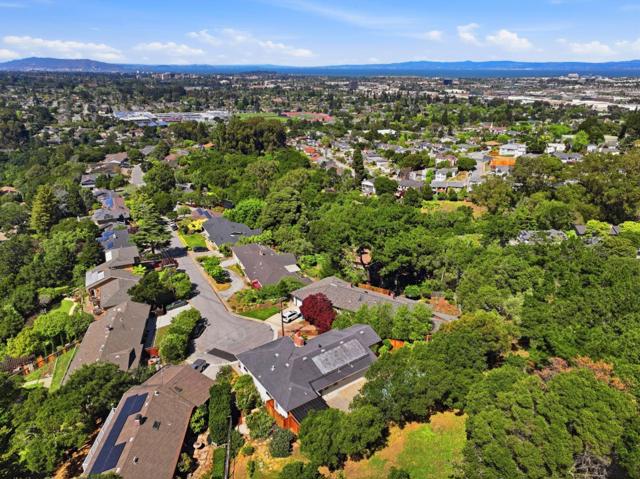 Image 46 of 47 For 723 Linda Court