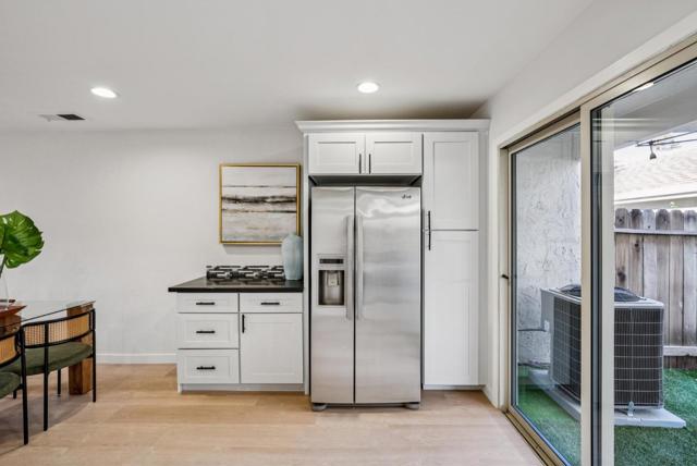2255 River Bed Court, Santa Clara CA: https://media.crmls.org/mediaz/90c75e69-4904-4bfe-b898-d1b905de93d7.jpg