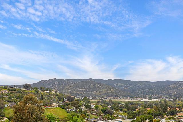 9100 Single Oak Dr, Lakeside CA: https://media.crmls.org/mediaz/90c86f8f-aad7-4912-93fa-362179049518.jpg