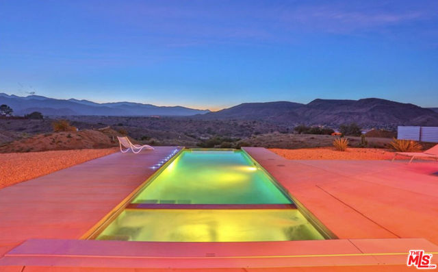 5215 Pioneertown Road, Pioneertown CA: https://media.crmls.org/mediaz/90c888a8-2286-43db-be0c-0d94c2515d0d.jpg