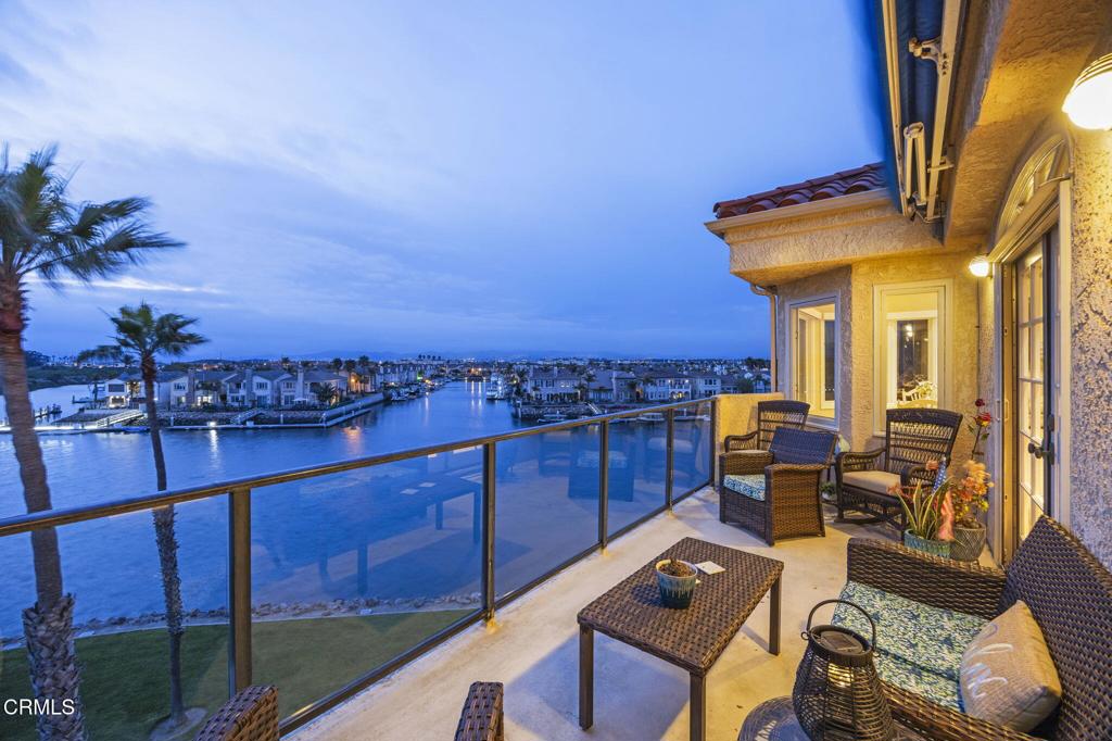 1712 Emerald Isle Way