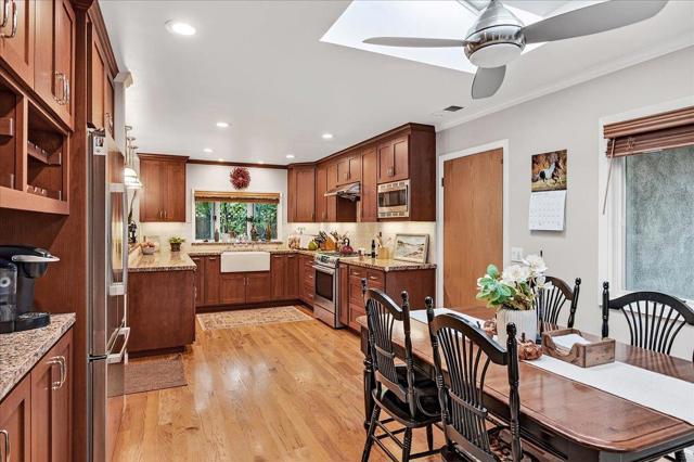 12058 CANDY Lane, Saratoga CA: https://media.crmls.org/mediaz/90c9d929-4163-4931-88c9-6706b2bae670.jpg