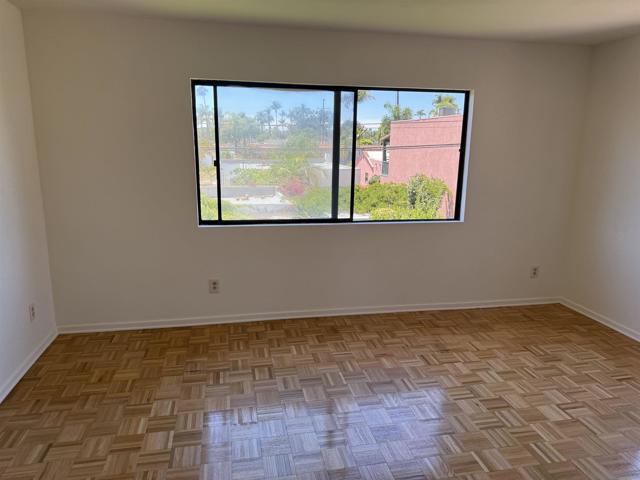 4860 Marlborough Drive, San Diego CA: https://media.crmls.org/mediaz/90ca015d-51ed-44f1-a1c0-fab2f049c444.jpg