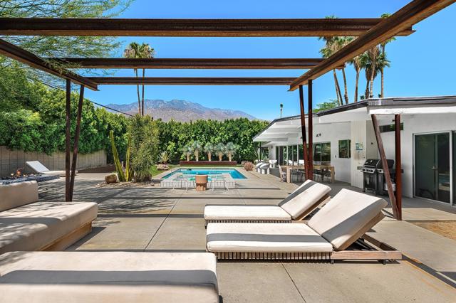 2639 E Livmor Avenue, Palm Springs, CA 92262