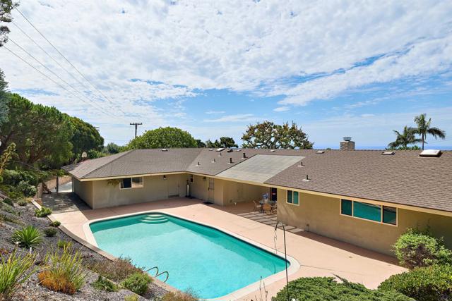 Detail Gallery Image 44 of 61 For 3190 Falcon Dr, Carlsbad,  CA 92008 - 5 Beds | 3 Baths