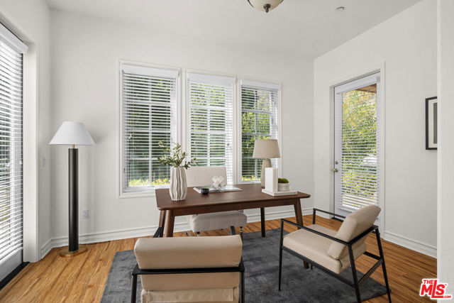 1772 Tamarack Street, Westlake Village CA: https://media.crmls.org/mediaz/90cb1a13-80e9-4edc-b4bf-57780834d6df.jpg