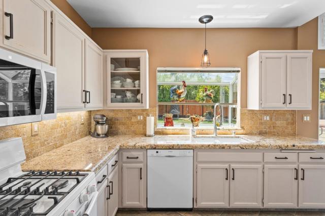 1660 Mimosa Street, Hollister CA: https://media.crmls.org/mediaz/90cb5bb7-6422-4453-b952-ed83471eeaba.jpg