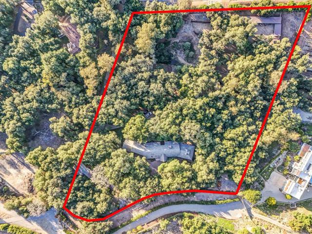 45455 Lorenz Ln, Temecula CA: https://media.crmls.org/mediaz/90cb7a87-03e4-4e9f-a638-9f72902cb99f.jpg