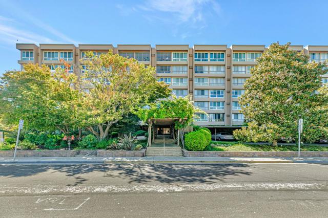 1700 Civic Center Drive, Santa Clara CA: https://media.crmls.org/mediaz/90cbee3c-b148-4bdc-be45-7f8219c9adb8.jpg