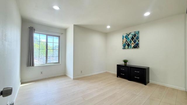 2381 Lava Drive, San Jose CA: https://media.crmls.org/mediaz/90cbef91-4045-49c2-a5f6-2f65071c821f.jpg