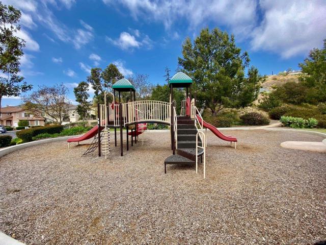 2593 Fresh Waters Ct, Spring Valley, California 91978, 5 Bedrooms Bedrooms, ,2 BathroomsBathrooms,Single Family Residence,For Sale,Fresh Waters Ct,240007317SD